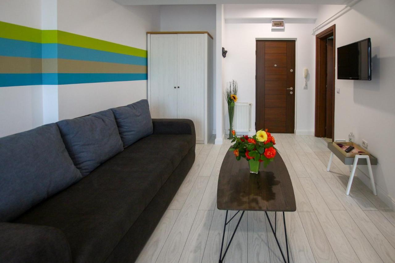 Fratelli Apartments Summerland Мамая Екстериор снимка
