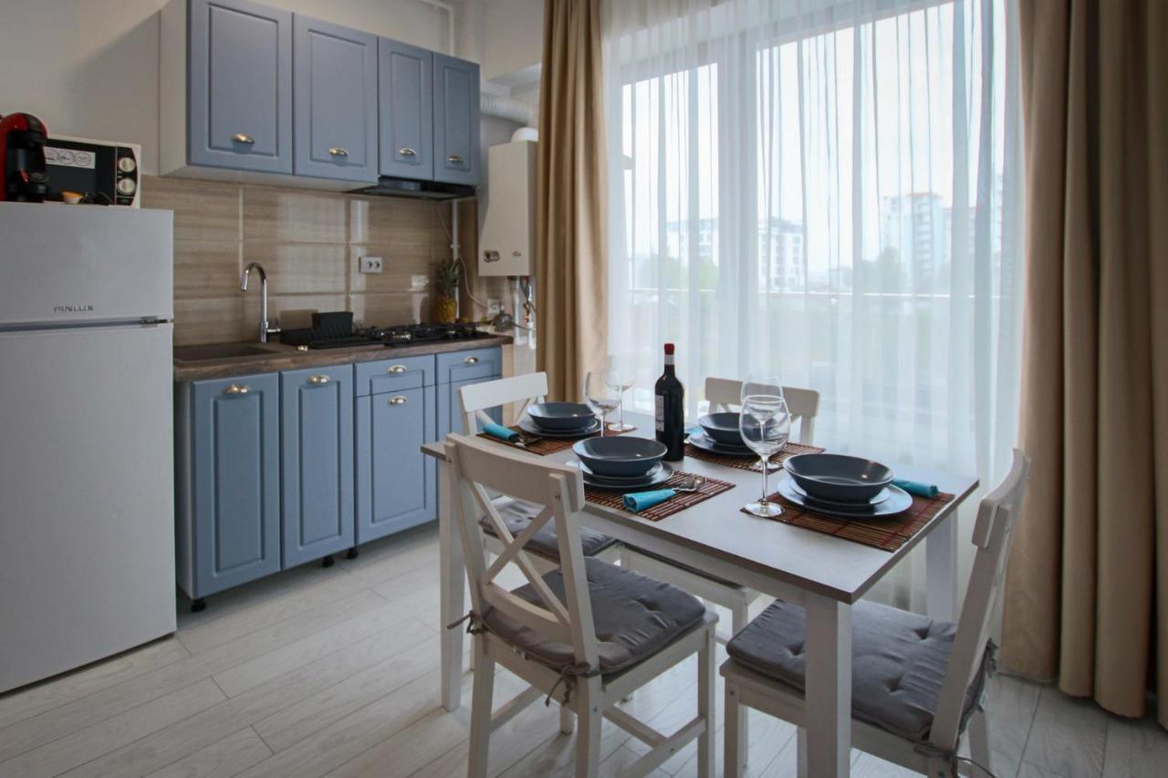 Fratelli Apartments Summerland Мамая Екстериор снимка