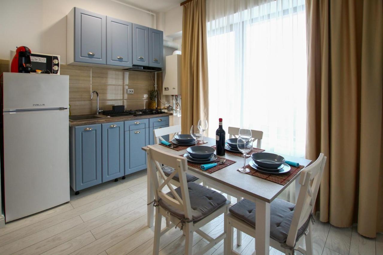 Fratelli Apartments Summerland Мамая Екстериор снимка