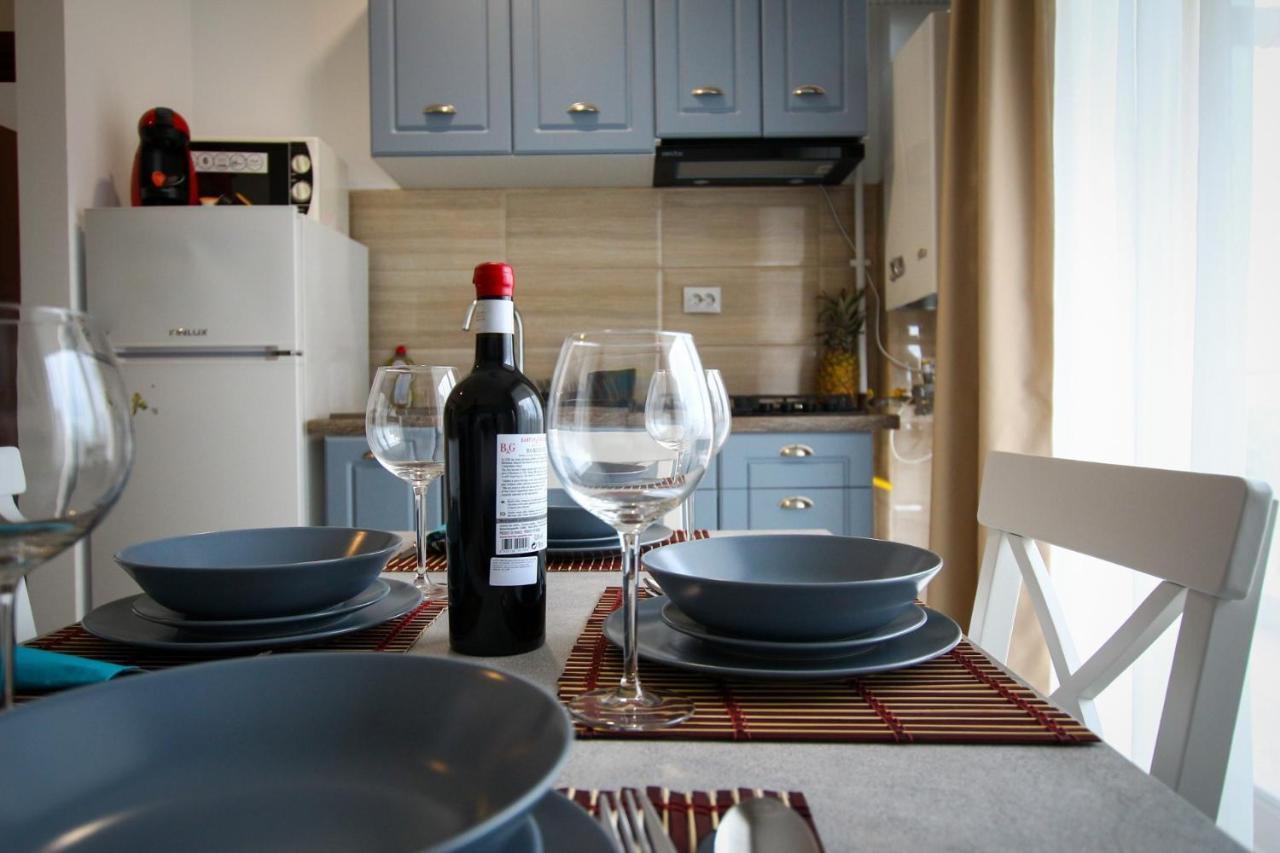 Fratelli Apartments Summerland Мамая Екстериор снимка